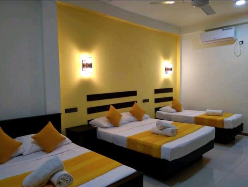 Amron Resort Sigiriya Esterno foto